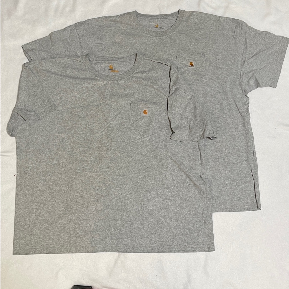 2 Carhartt men’s 4XL shirts